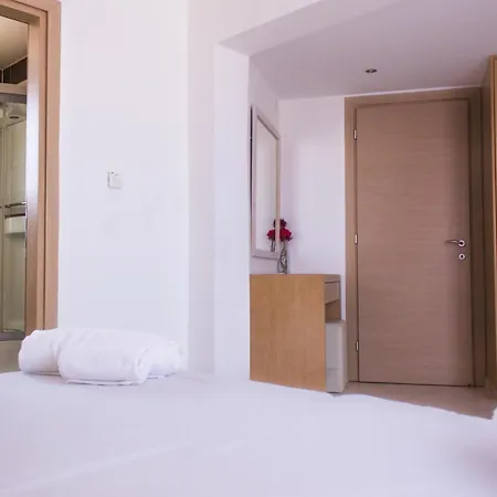 Appartement Pallinion Apartment *