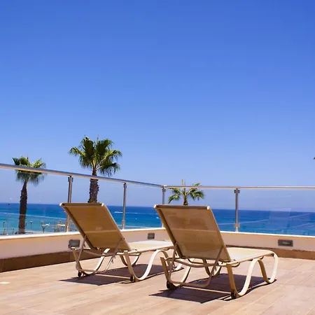 Pallinion Apartment דירה *